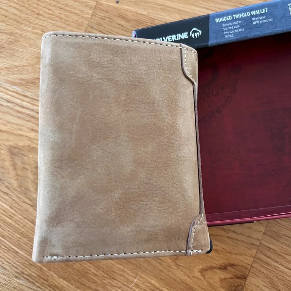NWT Wolverine Rugged Trifold Wallet - Picture 6 of 15